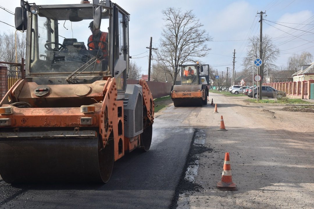 В станице Егорлыкской донские дорожники готовятся к ремонту трех дорог по нацпроекту