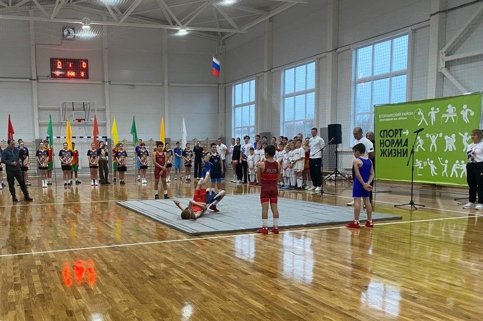 Спортивный зал «Ермак» открыли в станице Егорлыкской